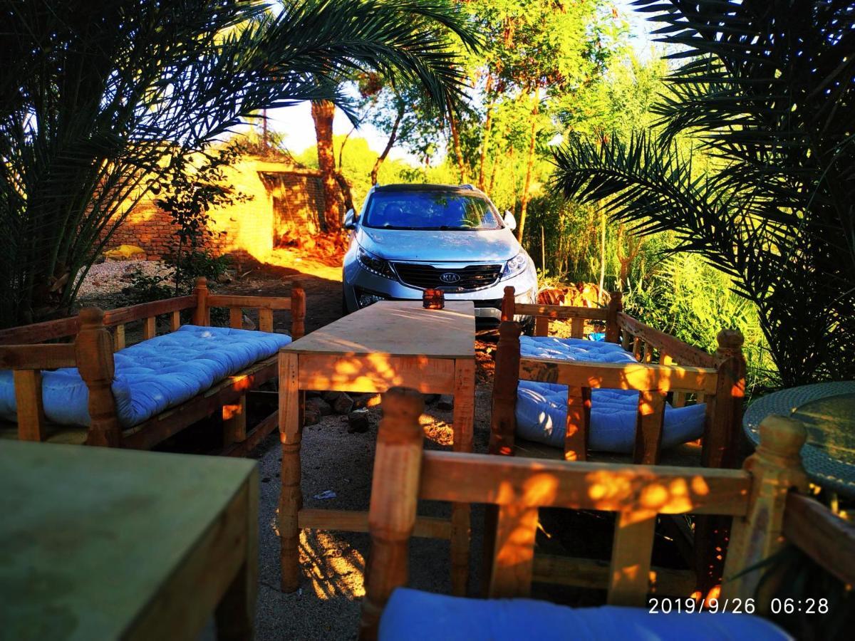 Modos Place Luxor Exteriör bild